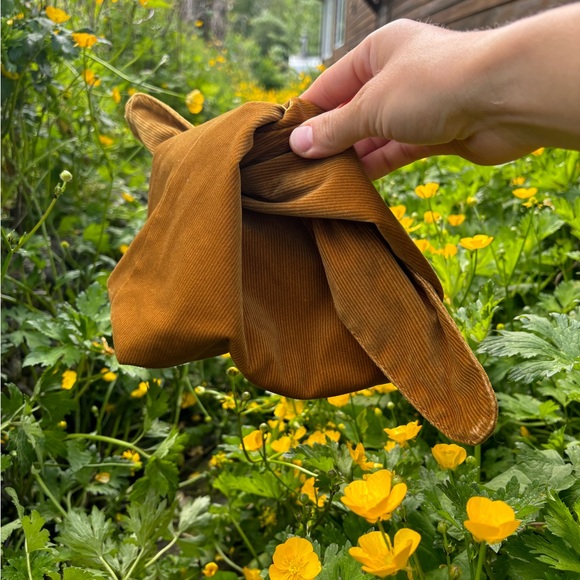 NWT Merit Corduroy Makeup Bag - Picture 2 of 9